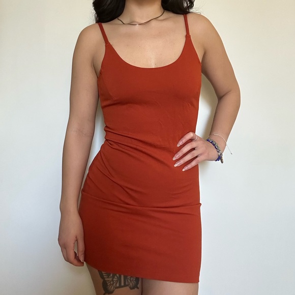 Scoop Back Bodycon Dress - Picture 3 of 3